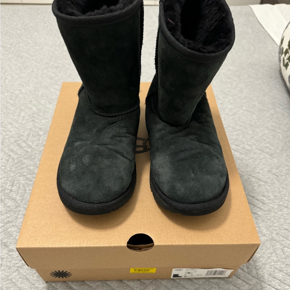 UGG Kids Classic boot